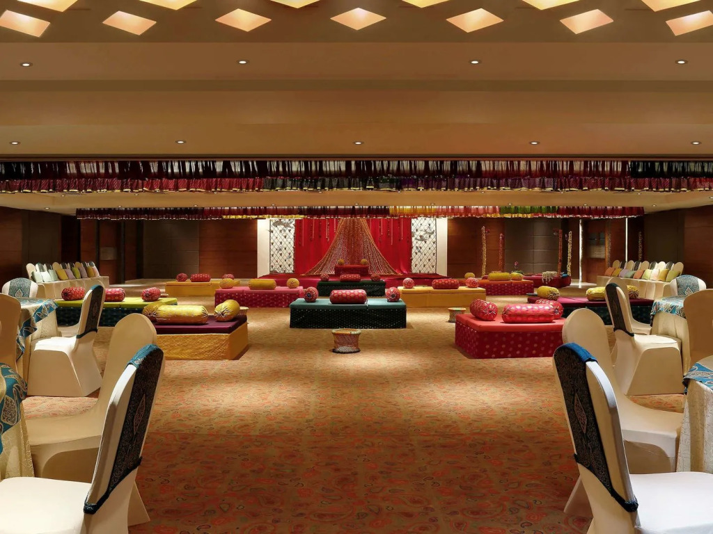 Grand Mercure Vadodara Surya Palace