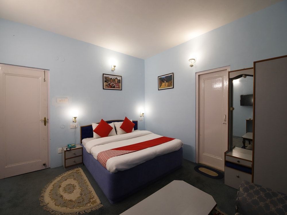OYO 14534 Hotel Oakwood