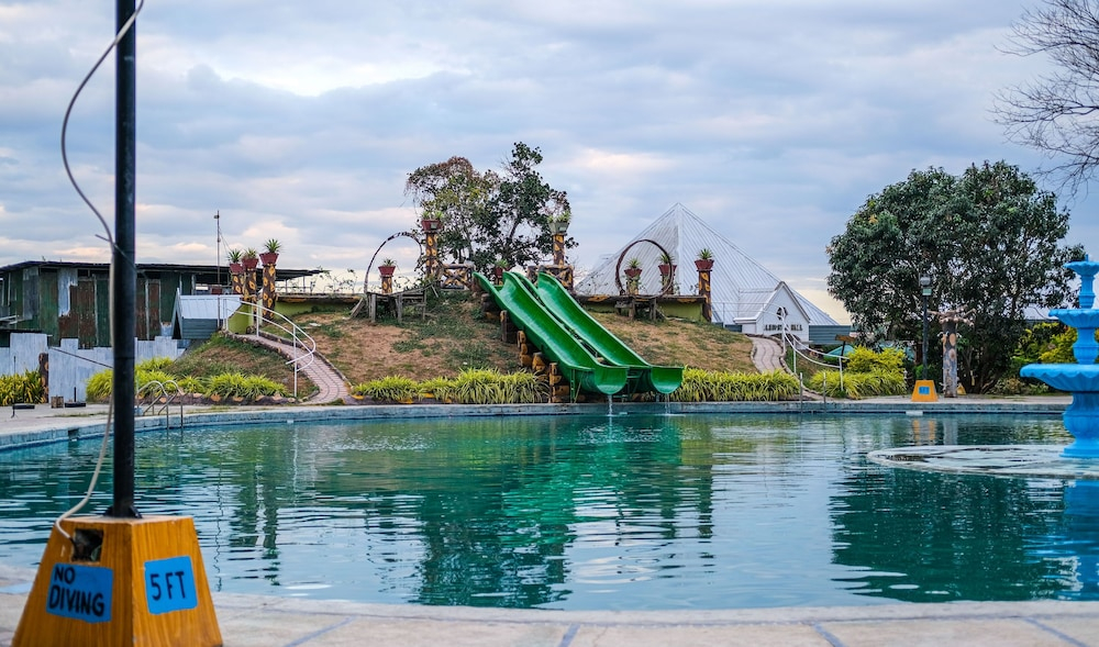 One Alo Hotel and Resort by Hiverooms