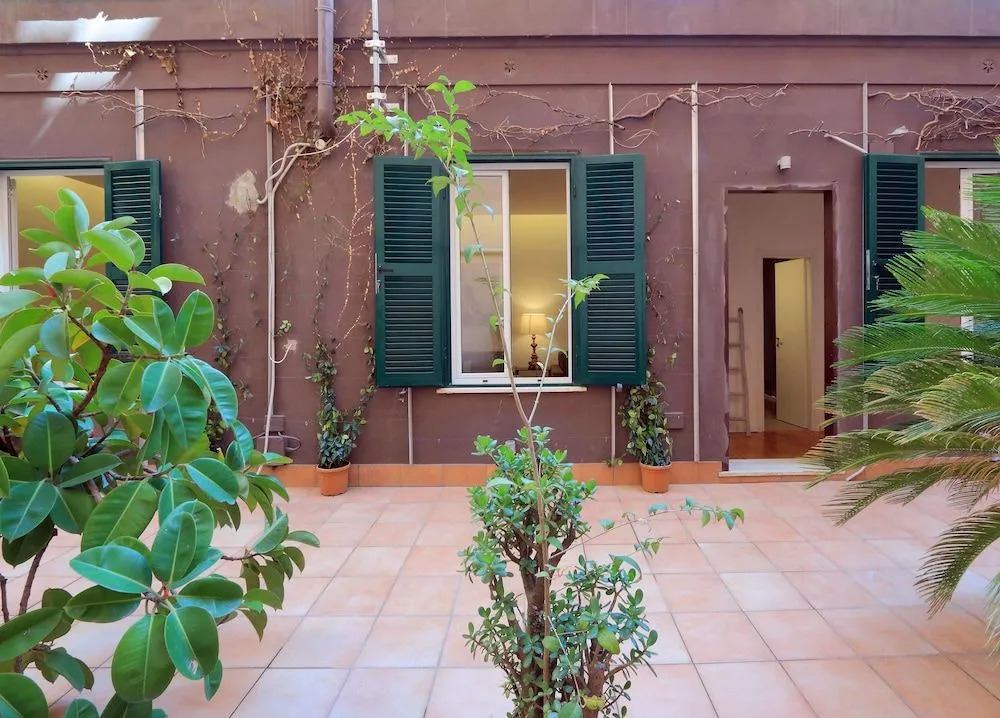 Il Cortile al Vaticano Studio
