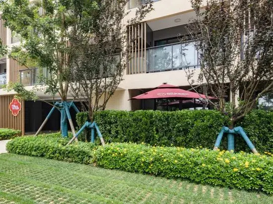 Youxi Resort Hotel (Fuxian Lake Sun Mountain Manyuan )