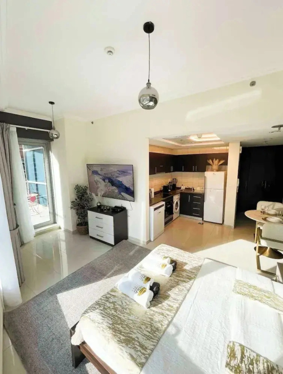 Modern Studio Dubai Marina