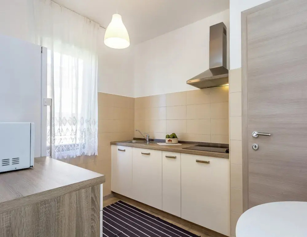 Apartment in Pula Near the Sea and Town Center