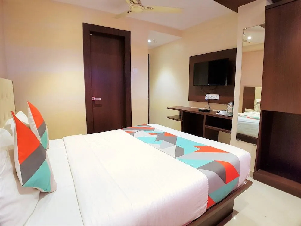 Hexa Malad Suite