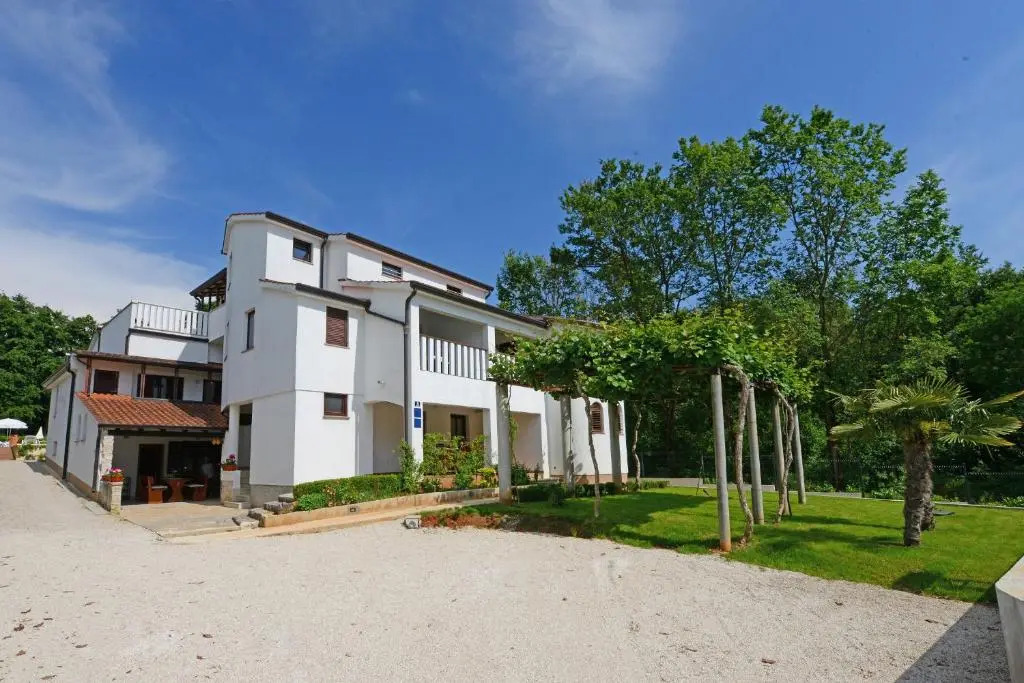 Apartments Tena