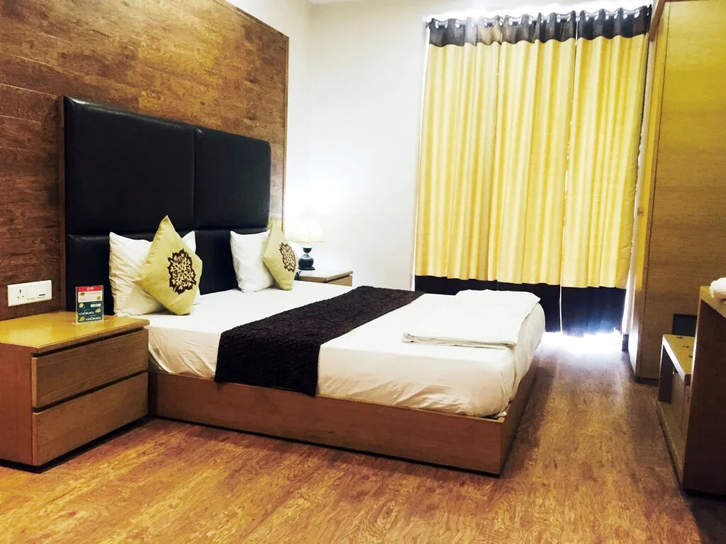 Hotel JPS Residency