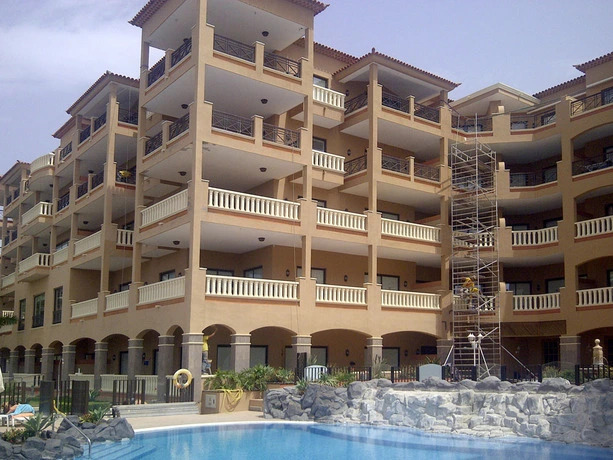 El Nautico Suites