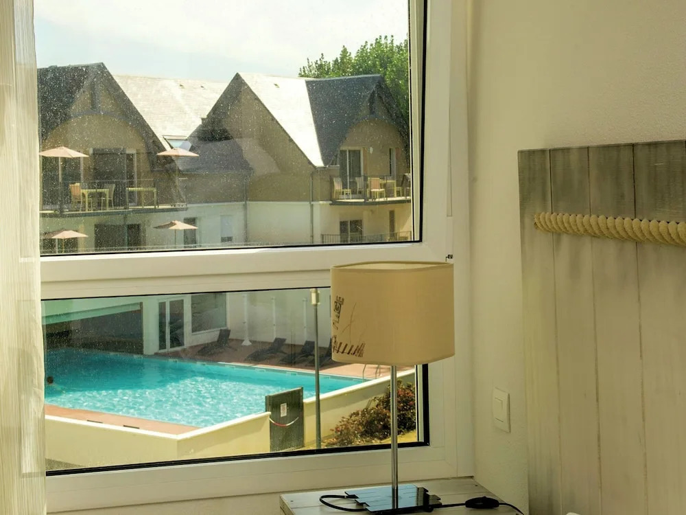 Modern apartment near the Relais Thalasso Thermes spa