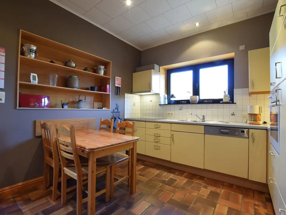 Comfortable Cottage in the Heart of a Beautiful Natural Area with Private Ponds
