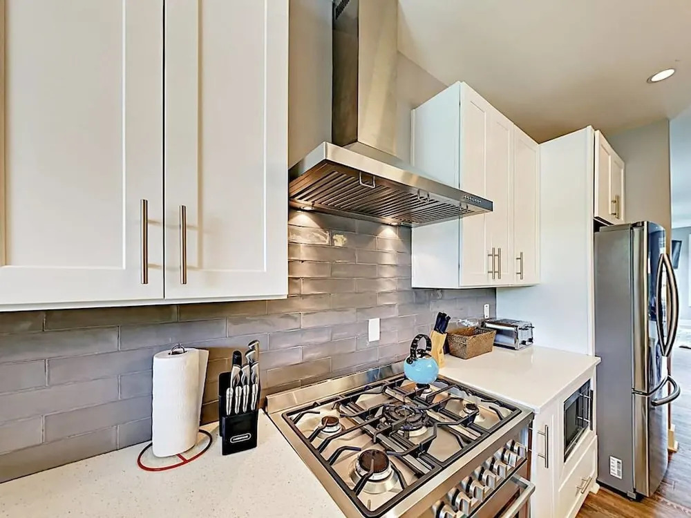 Gorgeous NEW Luxury Home in Nashville 3BD 2.5 BA