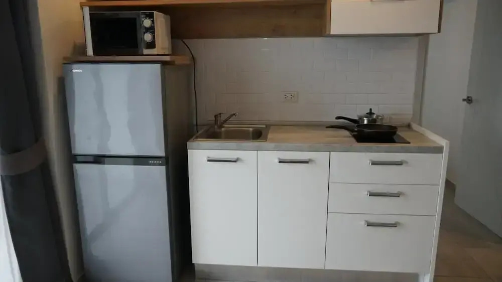 Well located Apt-1BR T2 -421