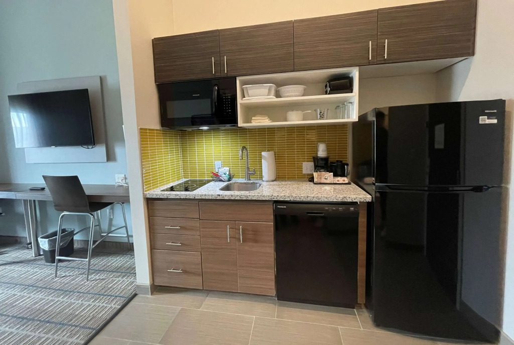 Hawthorn Extended Stay by Wyndham Sulphur Lake Charles
