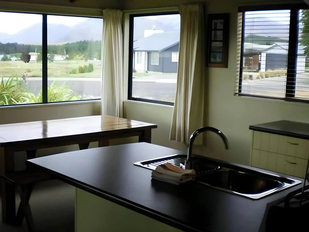 Book Tekapo Holiday Home
