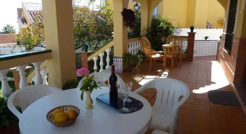 Villas Nerjazul - Villa Lola
