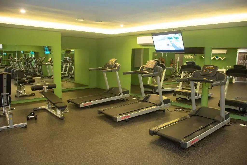 G101N DaVinci Condo 2BR walking distance to the beach