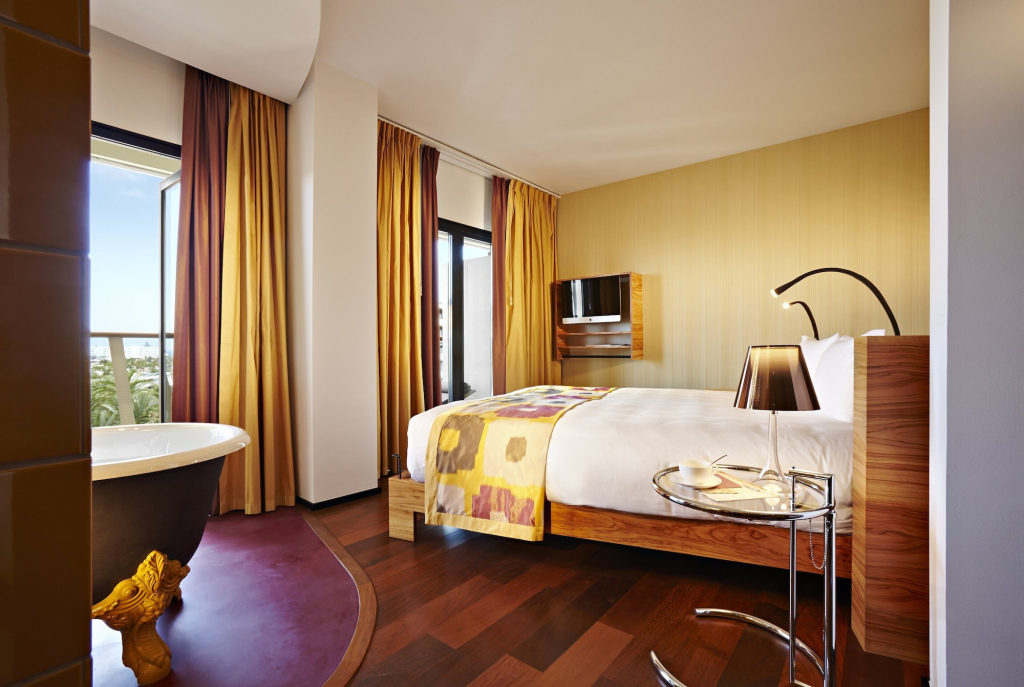 Bohemia Suites & Spa
