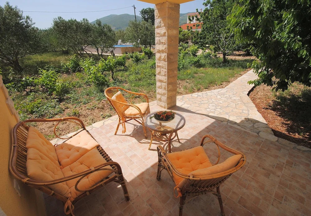 Maria Guest House