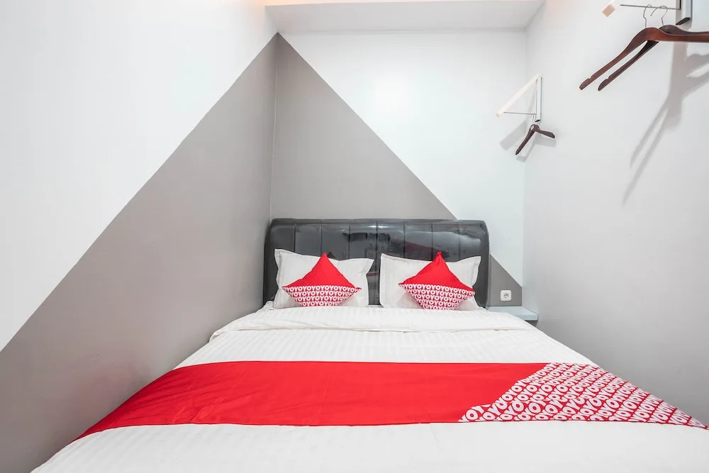 OYO 1070 Kuningan Residence