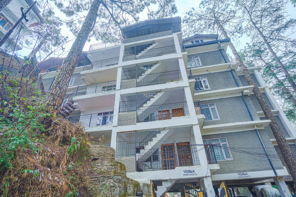 Barna Hauz  (by Dumnu Homes)