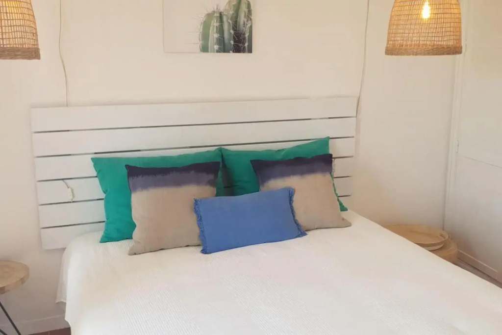 Old Village Design 3 Bedroom Townhouse