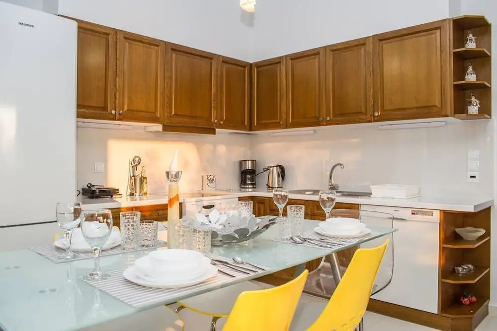 Ninas Villa, Cosy Seaview Retreat
