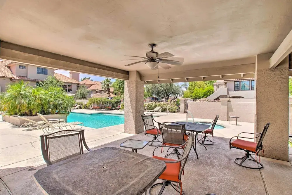 Walk to Park: Scottsdale Condo w/ Community Pool!