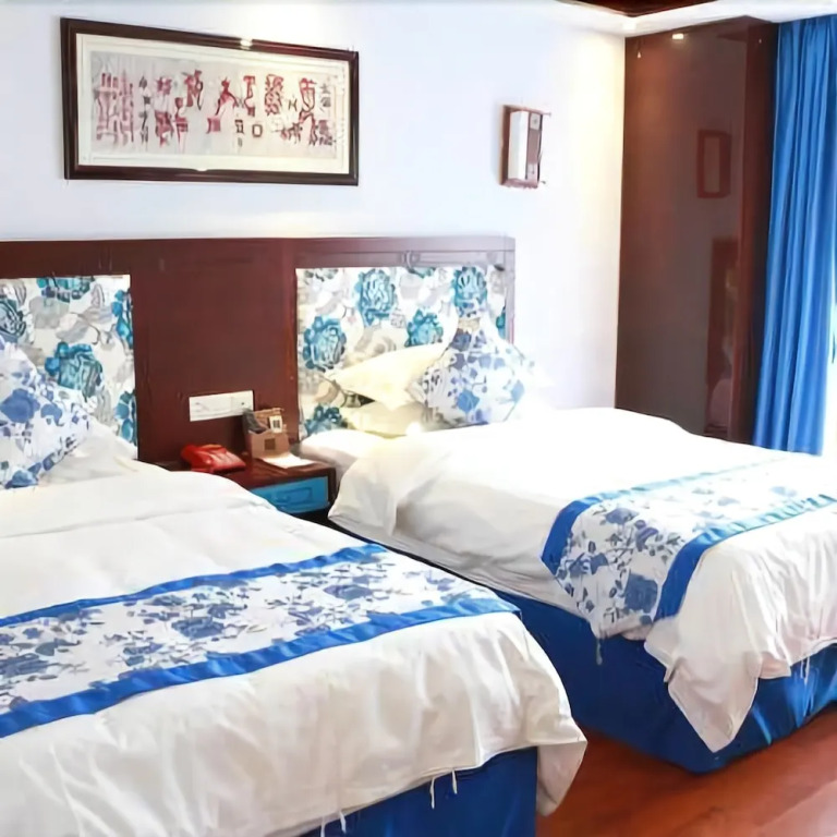 Guizhouqing Theme Hotel (Guiyang Convention and Exhibition Center)