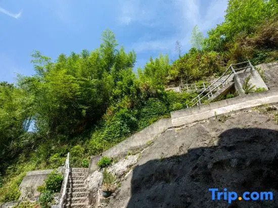 Yiyun Mountain Residence (Huangshan Scenic Area Nandamen Branch)