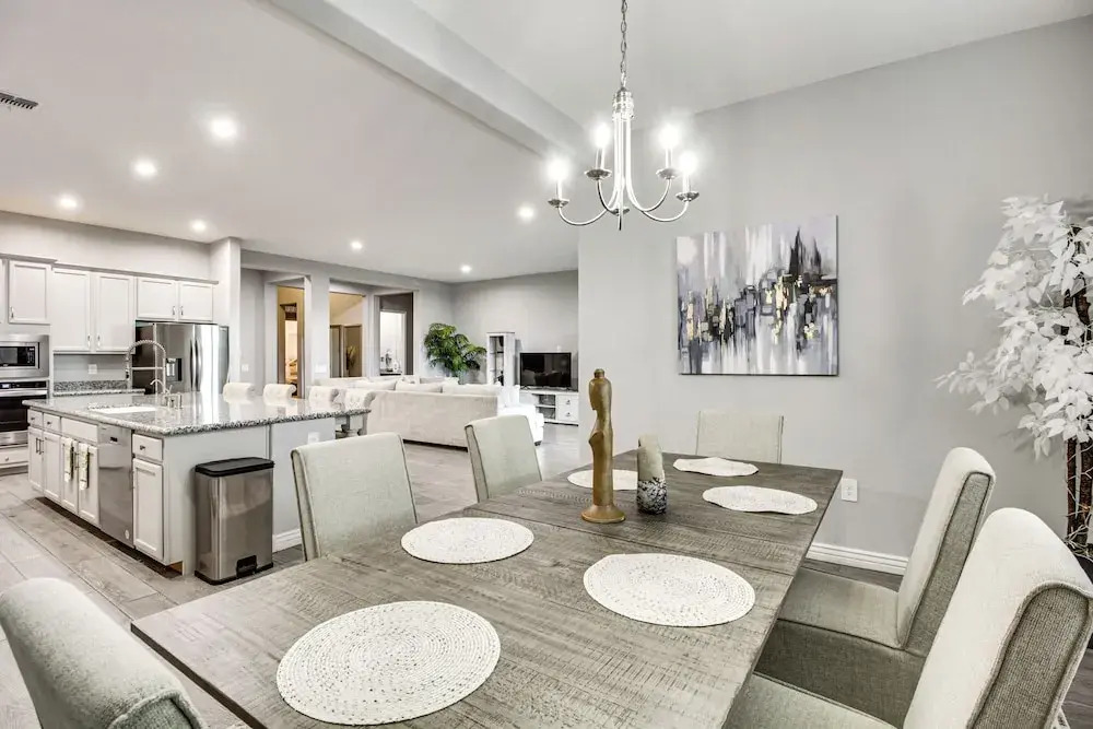 Marana Home w/ Pool Access & Mountain Views!