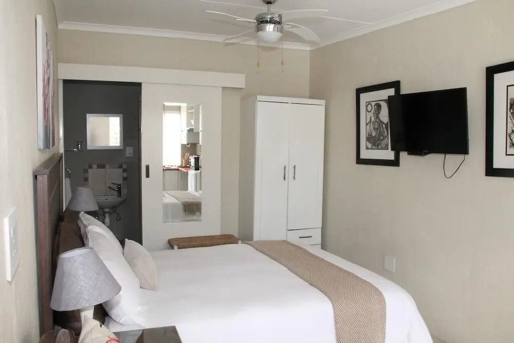 Kayamina Guesthouse