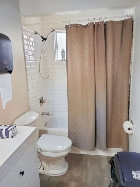 Colline-Single Room- Self Check-In