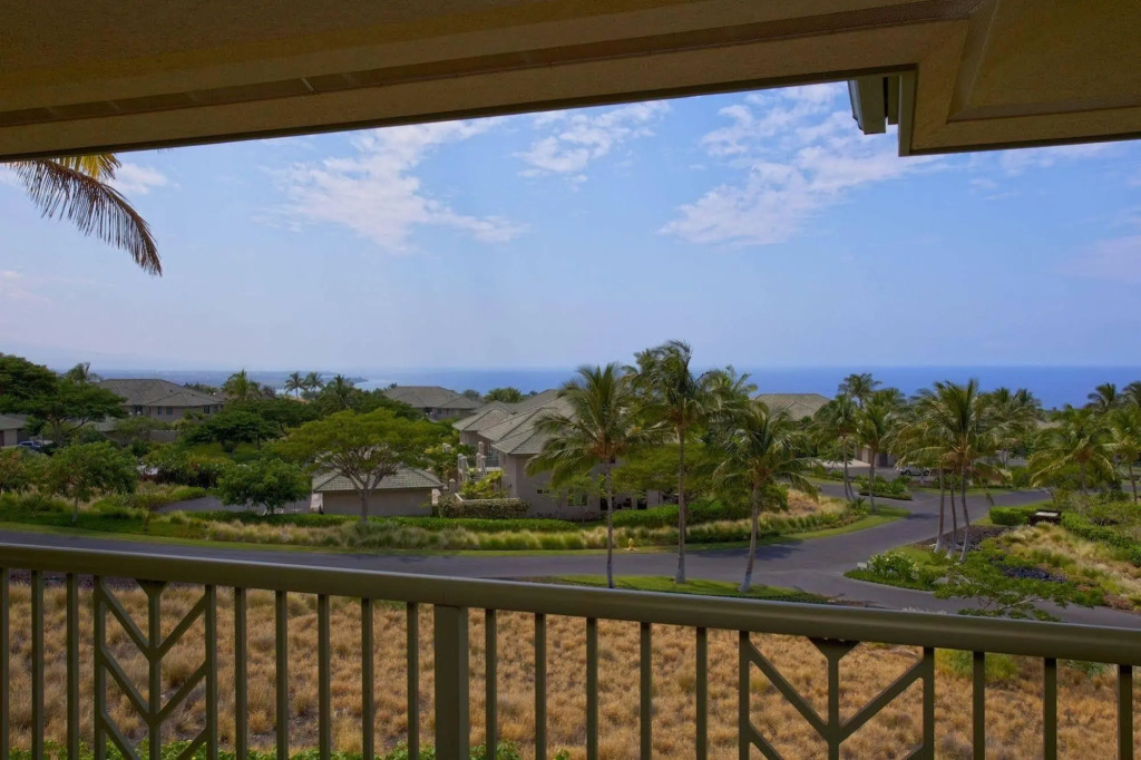 Big Island Waiulaula at Mauna Kea by Coldwell Banker Island Vacations