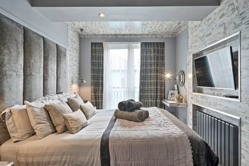 Apartment in Dartmouth Near Waterfront