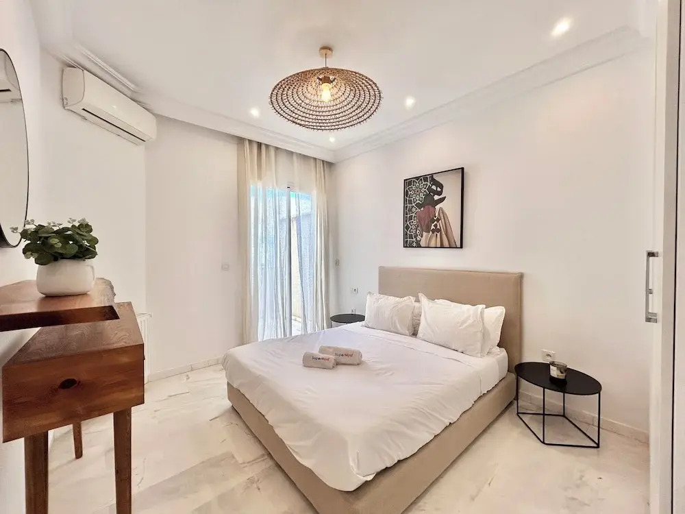 Saint Germain Apartment in La Marsa Cailloux
