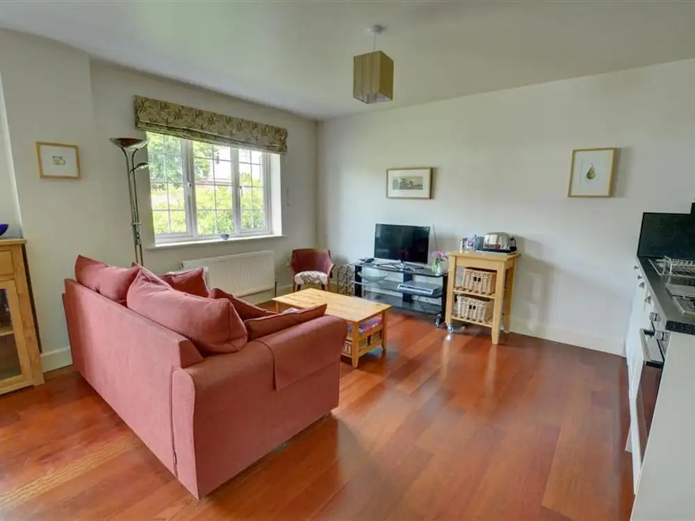 Peaceful Apartment in Tunbridge Wells for Couples With Garden