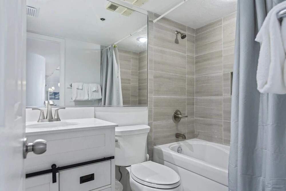 One Seagrove Place Unit 202 2 Bedroom Condo by Redawning