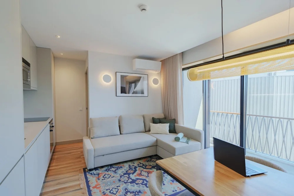 Feel Porto Firmeza Coworking Flat 4 5