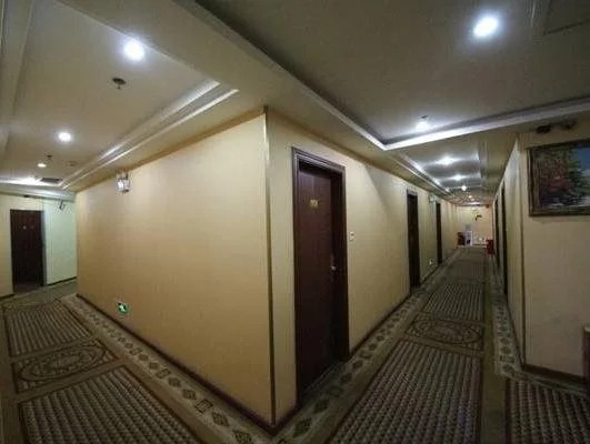 Jilv Hotel (Huashi)