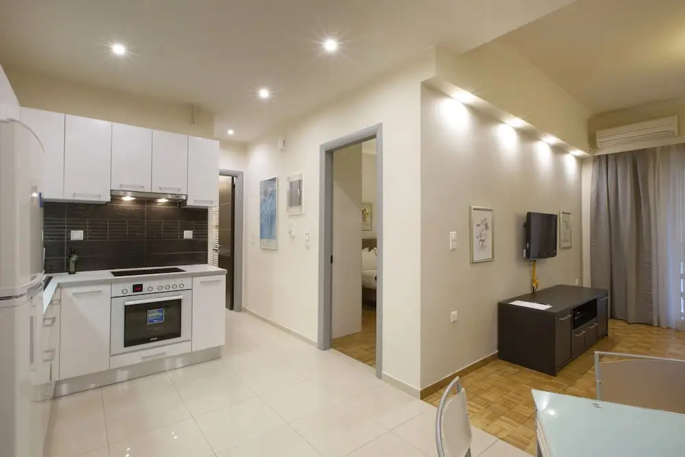 Koukaki Deluxe Apt at Syggrou-Fix