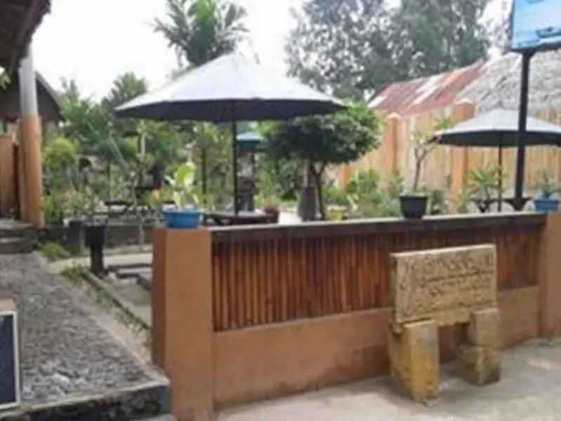 Blue Beach Cottages I
