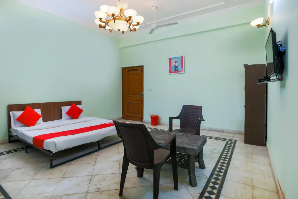 OYO 72287 Hotel Green View