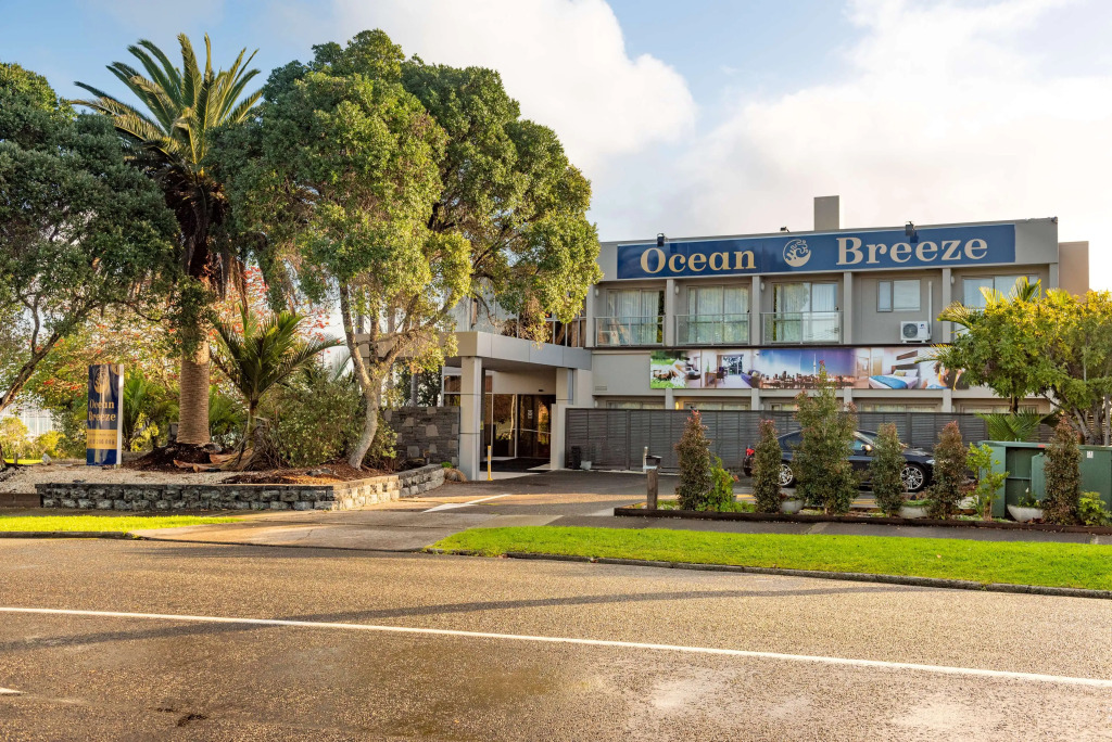 Ocean Breeze Hotel