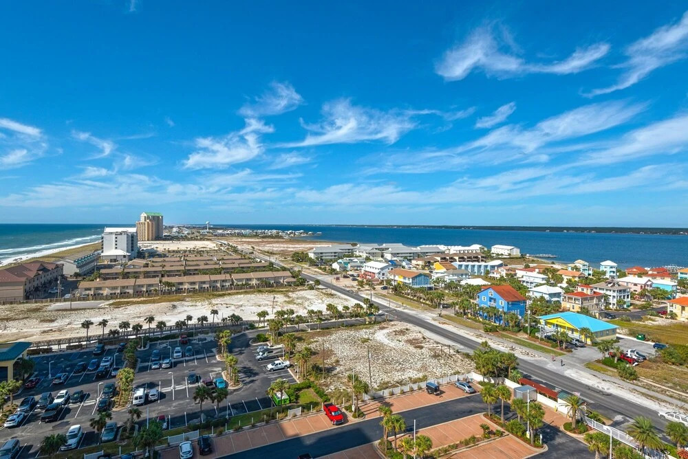 Beach Colony West 12F