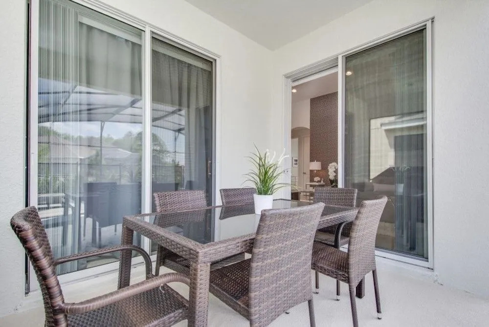 4 at Bella Vida 105029 - 4 Br home by RedAwning