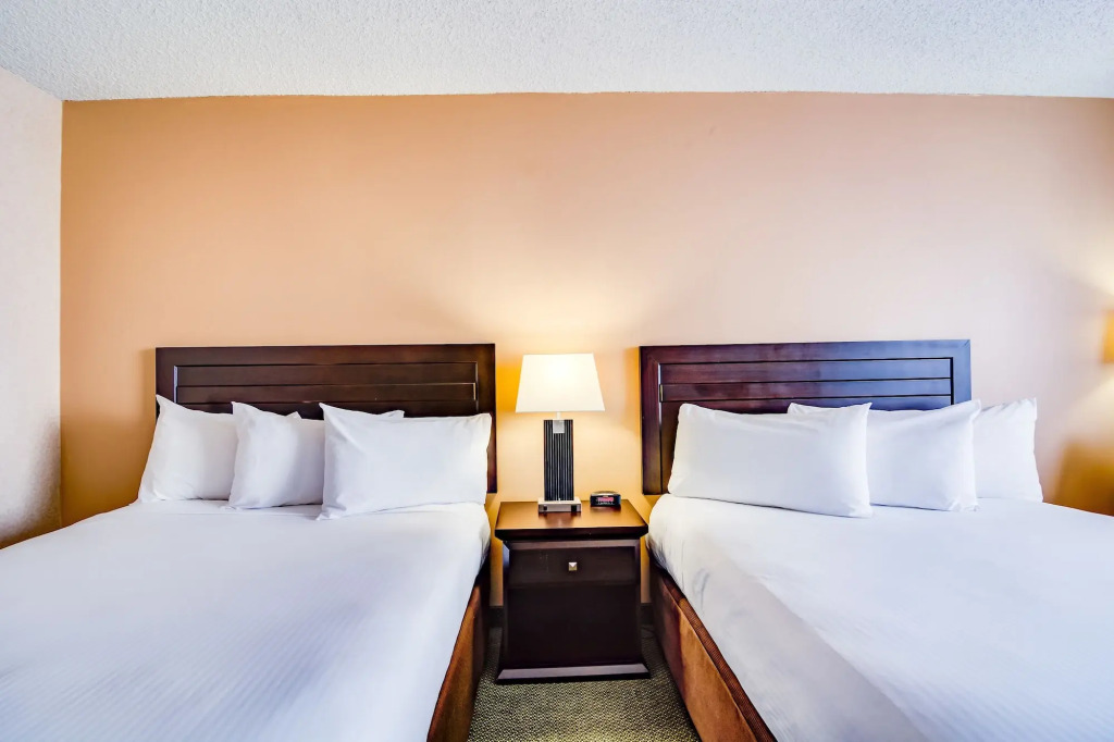Sawridge Inn and Conference Centre Edmonton South