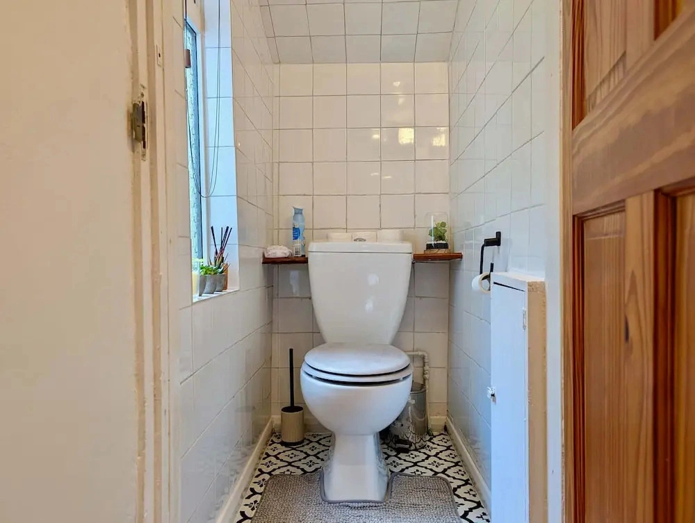 Cosy 2bed House in Reading
