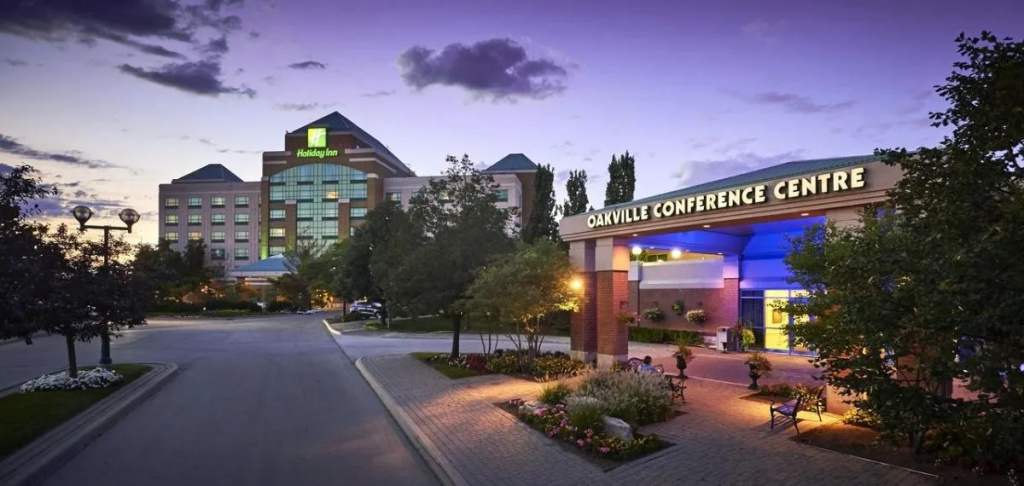 Holiday Inn & Suites Oakville at Bronte by IHG