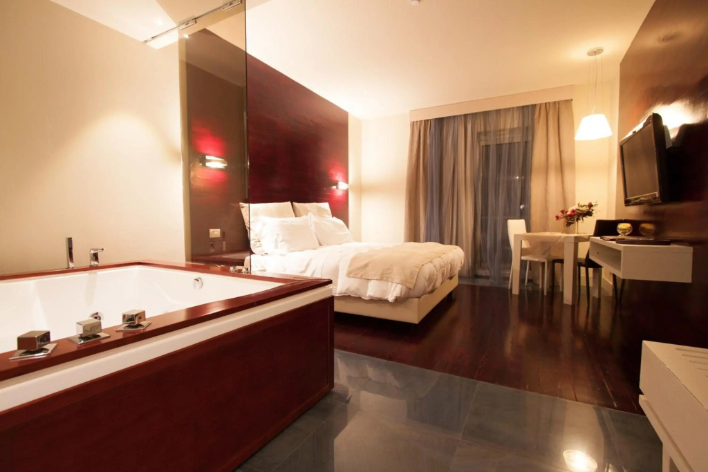 Main Palace Hotel