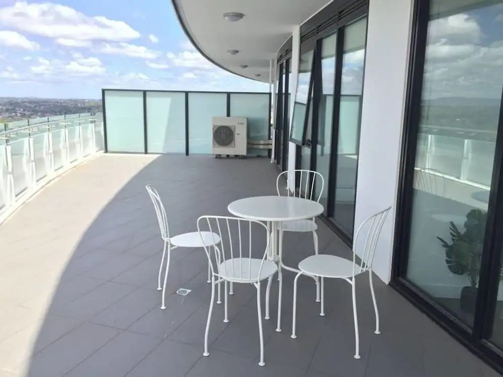 Doncaster Apartment