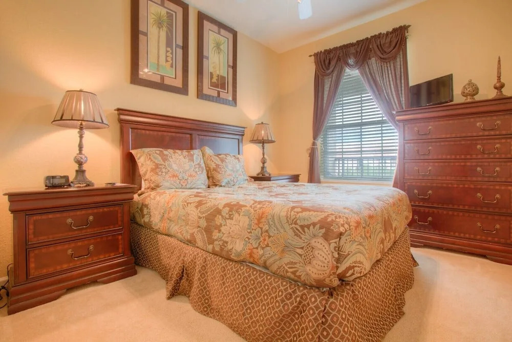 Lakeside Haven